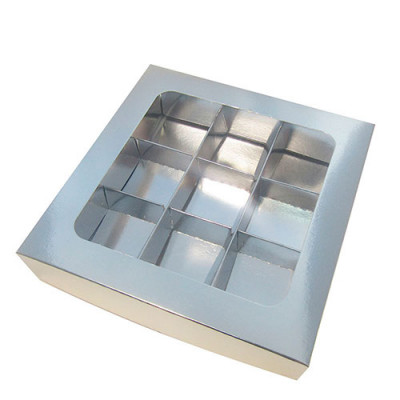 Коробка для конфет 155*155*30мм с пластиковой крышкой (серебро) 9 ячеек 050062
